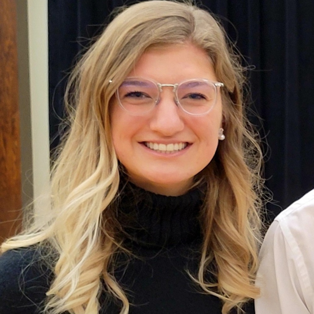 Meet your Posher, Jessica